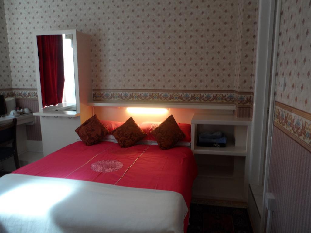 Galway Guest House Weymouth Rum bild
